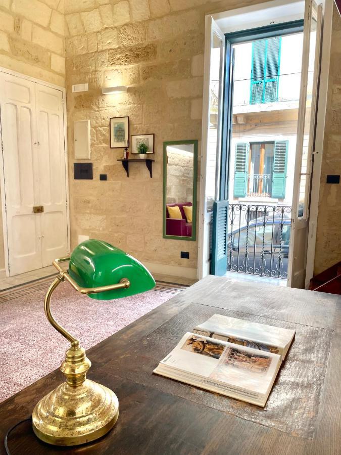 Vohis Luxury House - Fast Wi-Fi & Easy Parking Daire Lecce Dış mekan fotoğraf