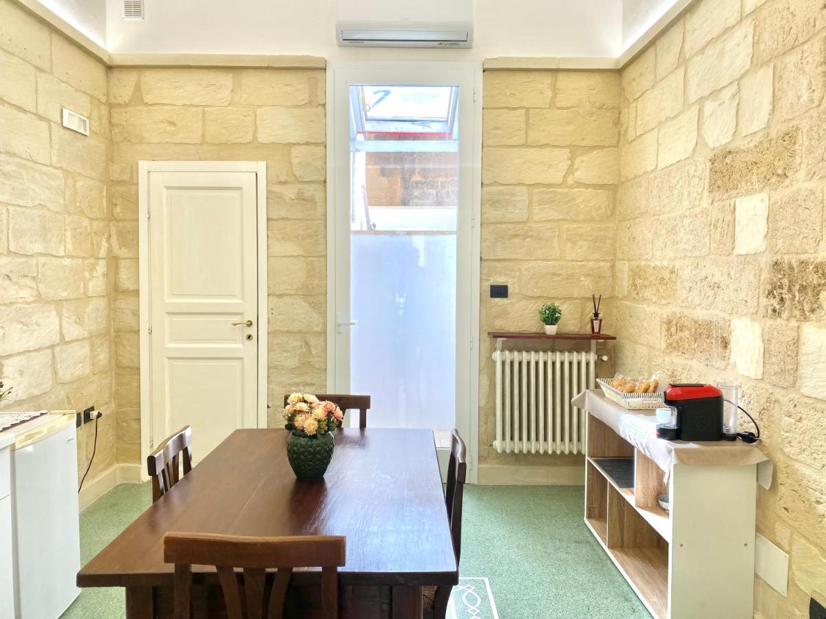 Vohis Luxury House - Fast Wi-Fi & Easy Parking Daire Lecce Dış mekan fotoğraf